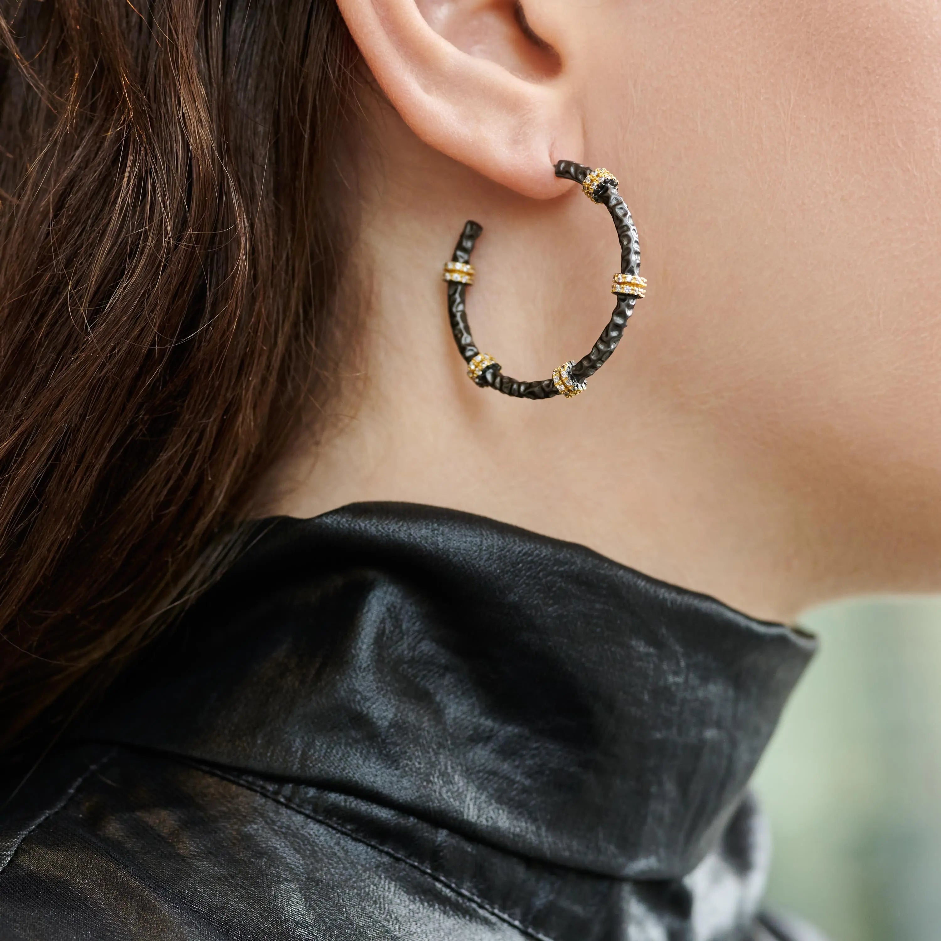 Textured Hoop Earring FREIDA ROTHMAN EARRING