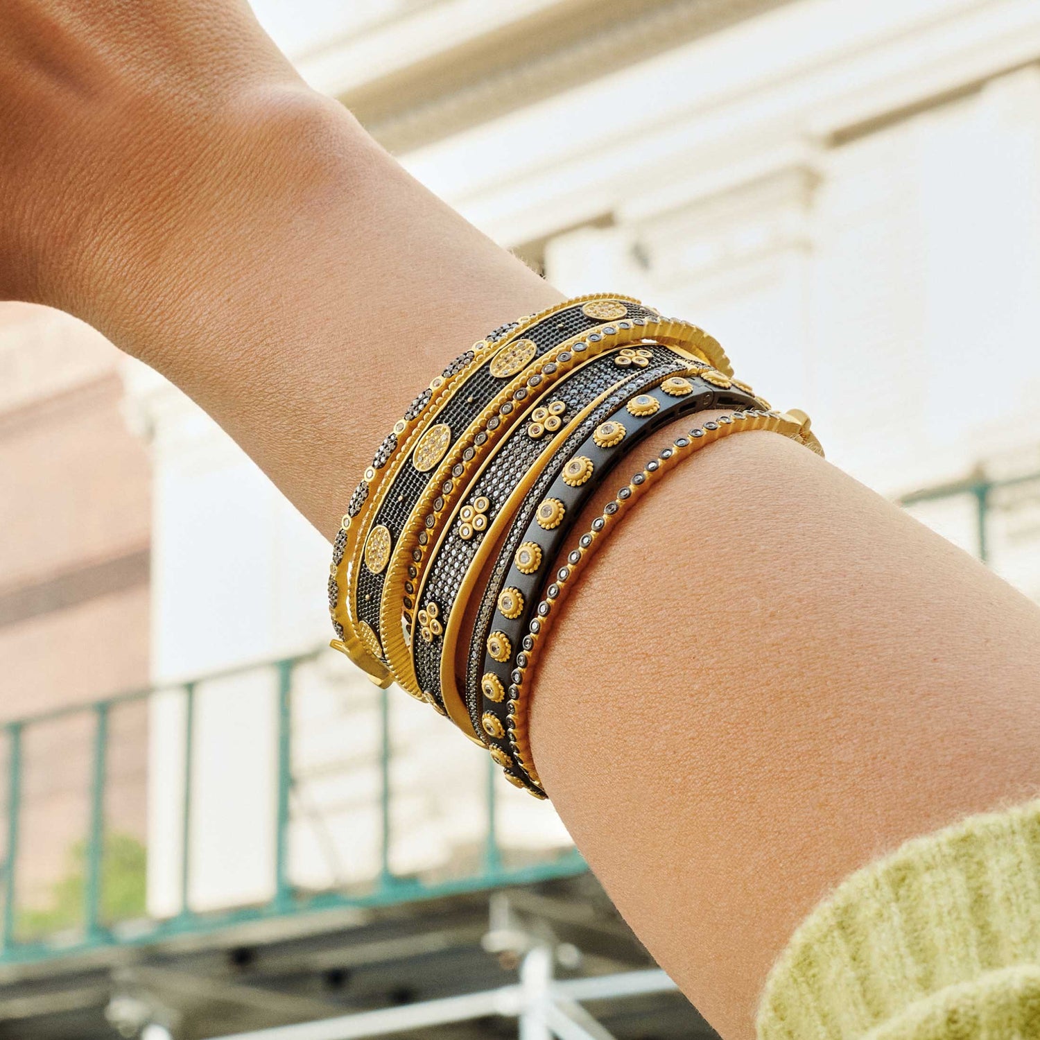 Signature Bezel Pavé Hinge Bangle - FREIDA ROTHMAN